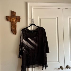 Used only once- Simply Vera/Vera Wang Top